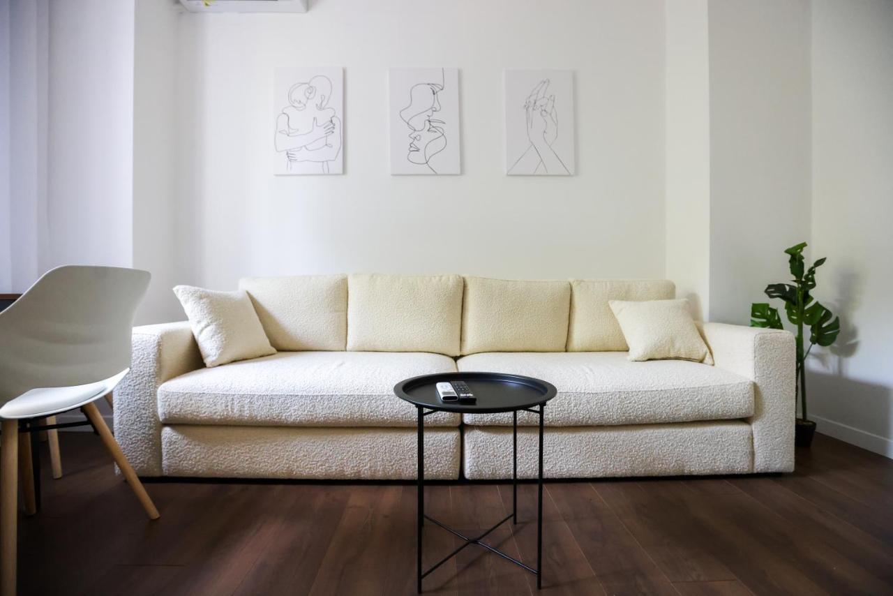 "Middlenest" Central Apartment 地拉那 外观 照片